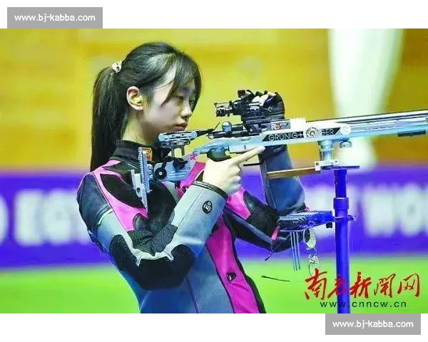 李思楠在国际比赛中展现卓越实力，勇夺金牌引发热议